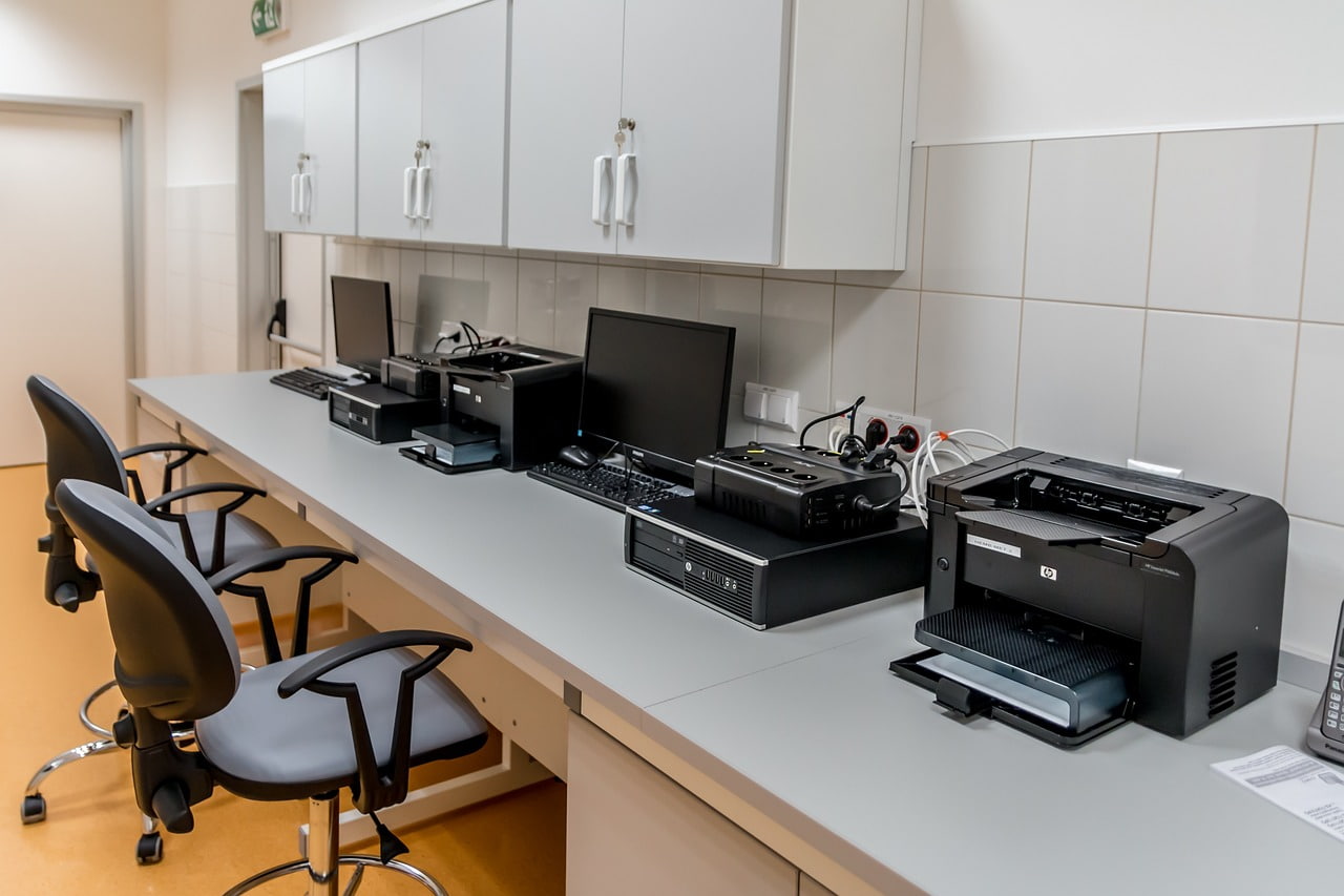 office-2815634_1280 (1)